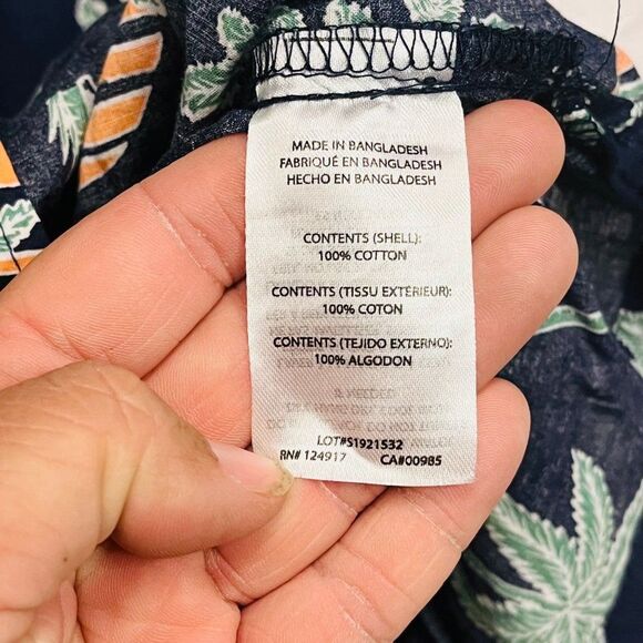 NWT | Trunks Surf & Swim Co. | Waikiki Button Down Shirt | Navy | Men's | S - Picture 7 of 7